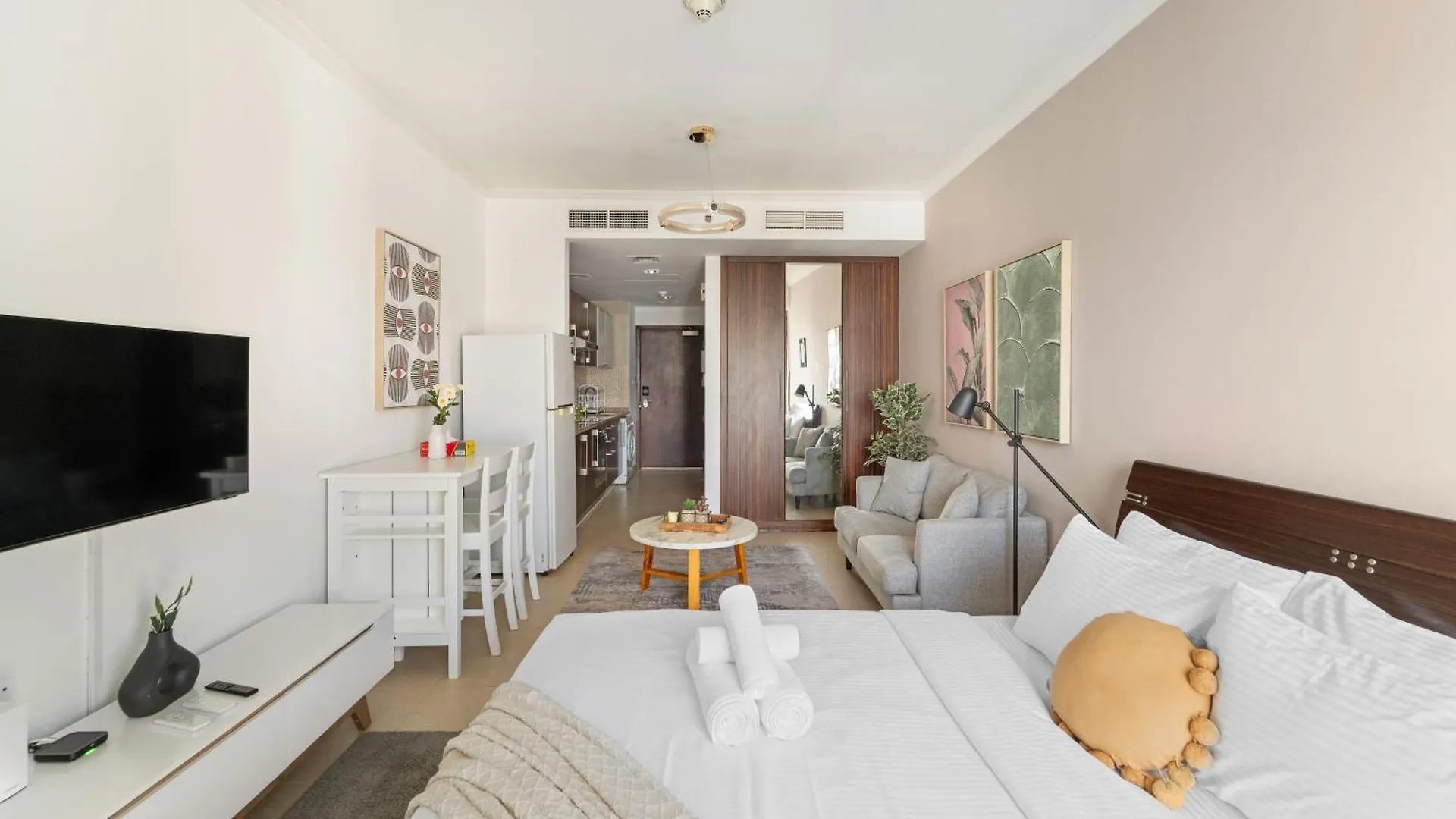 Apartment Cozy Studio In Jlt Dubai