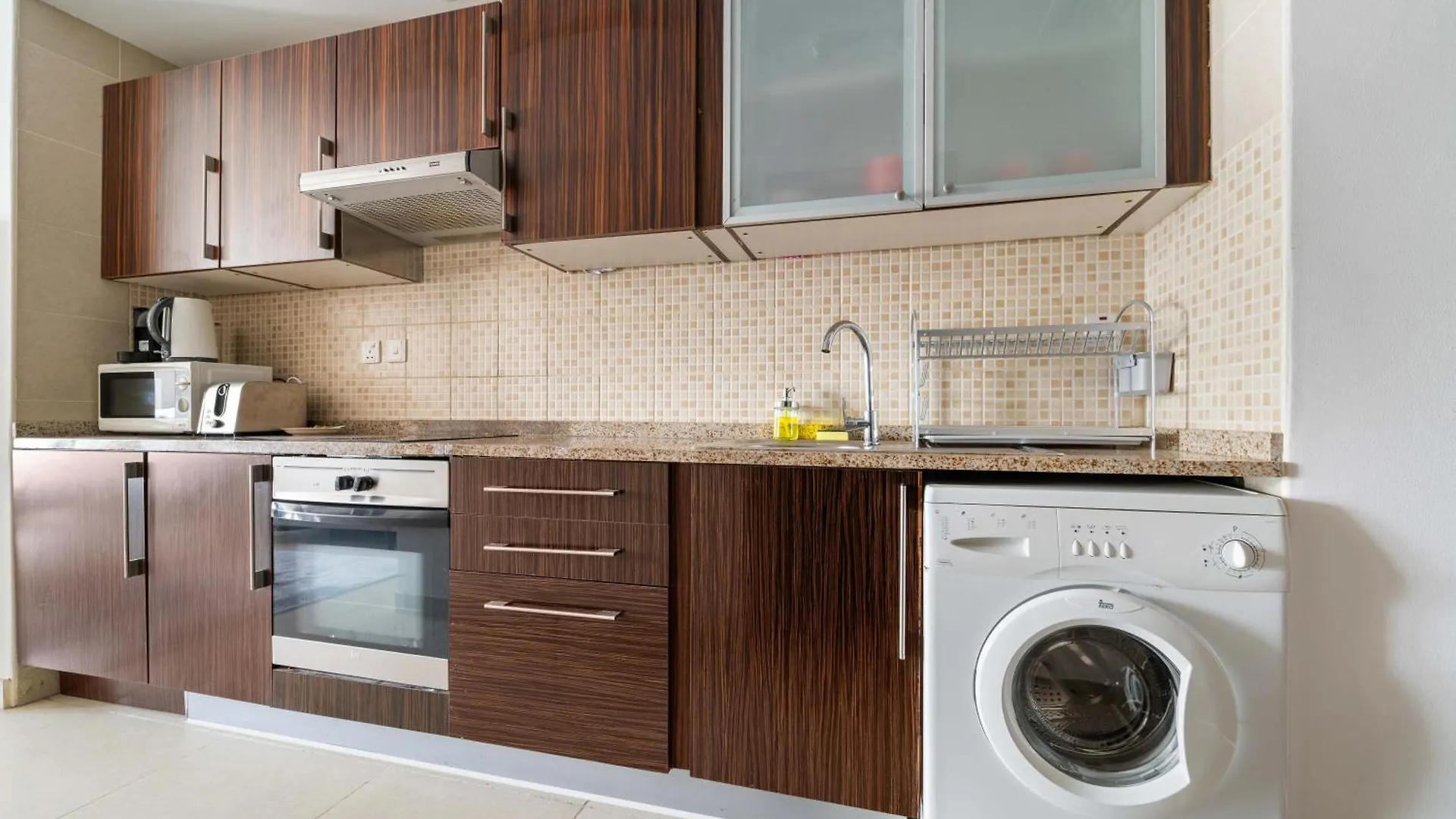Apartment Cozy Studio In Jlt Dubai United Arab Emirates