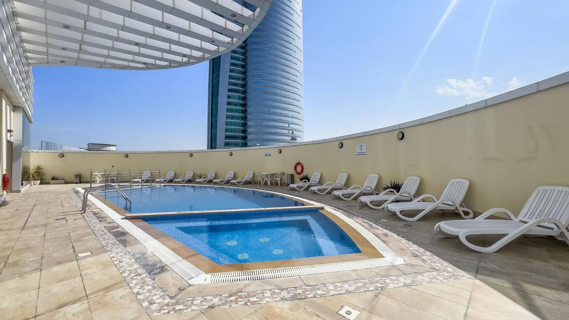 Cozy Studio In Jlt Dubai